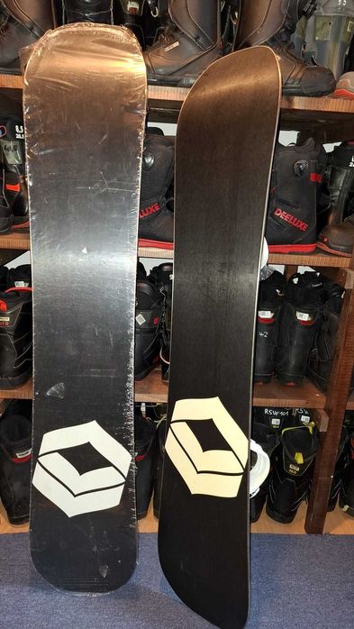 Placa placi snowboard FTWO 143 cm si 147 cm noi cu legaturi noi