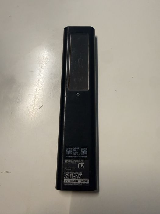 Telecomanda samsung cu incarcare solară originala