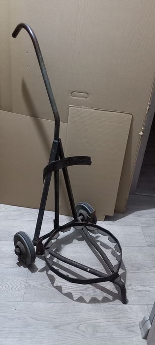 Продам металлическую тележку