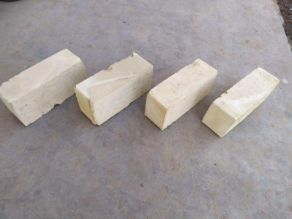 Пишкан ва хом гишт Пишган  Кирпич тогридан тогри заводдан биринши кол