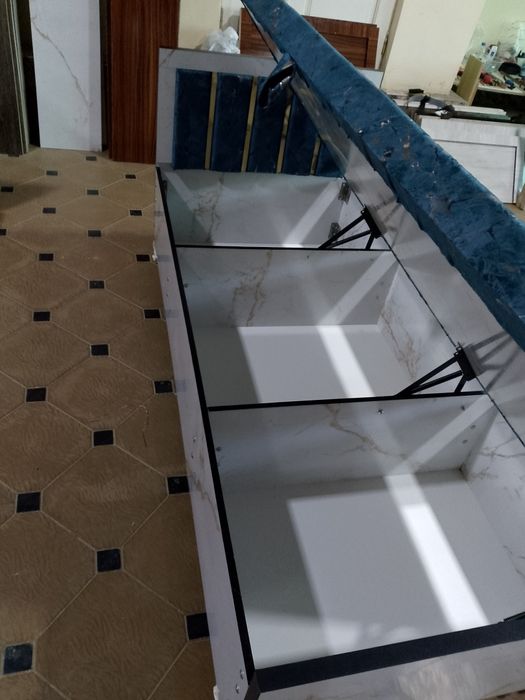 Adna spalnicha sotiladi