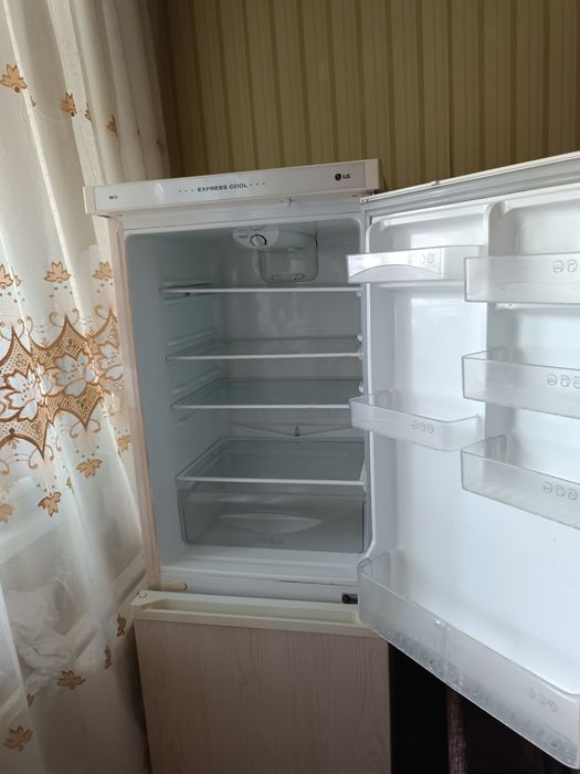 Холодильник бесплатно
