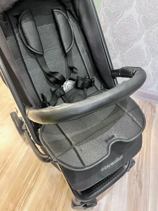 Прогулочная коляска Easywalker