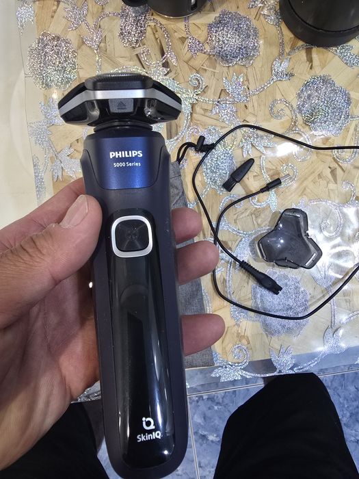 Продаю электробритву Phillips s5885/10.