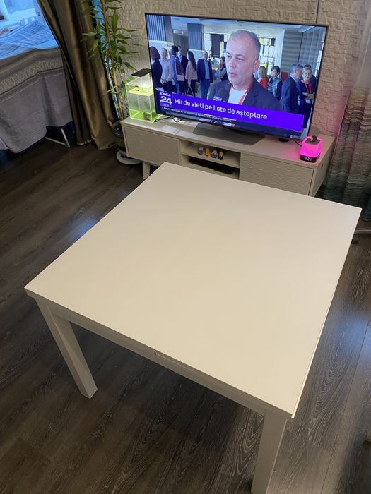 Set comoda TV si masa extensibila