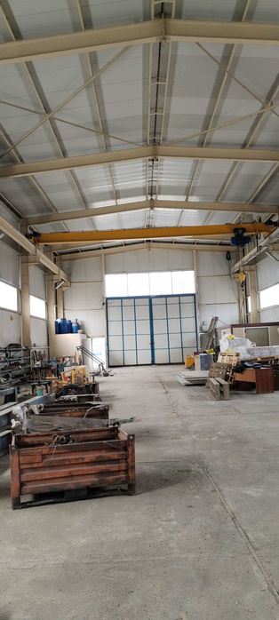 Дава се под наем Промишлена сграда в Стара Загора, Три чучура - юг - 421 кв.м за 1632 € - Снимка #4