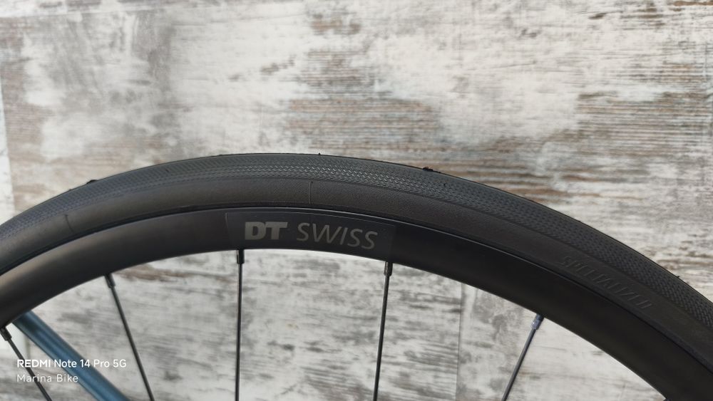 Карбонов шосеен велосипед Giant TCR Pro 1 105 Di2 DT Swiss R470 | M
