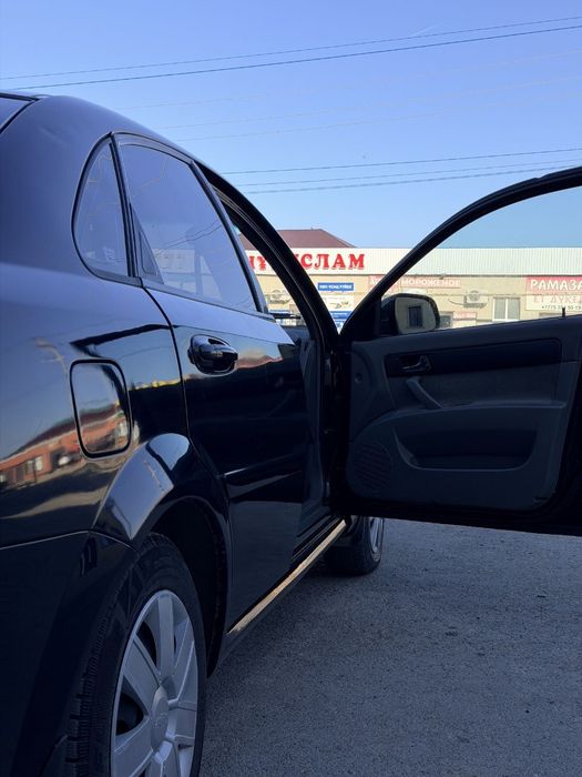 Daewoo Gentra Гентра