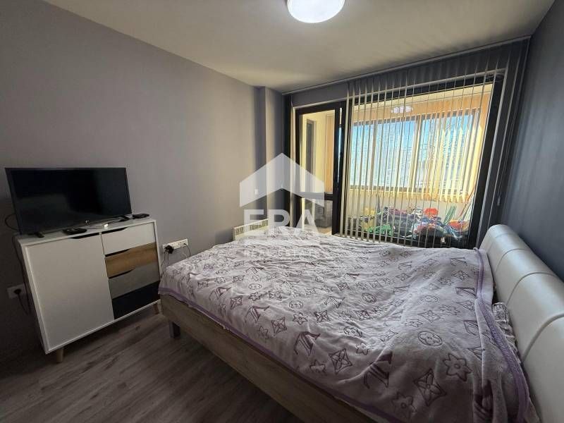 Двустаен обзаведен апартамент в жк Бриз град Варна