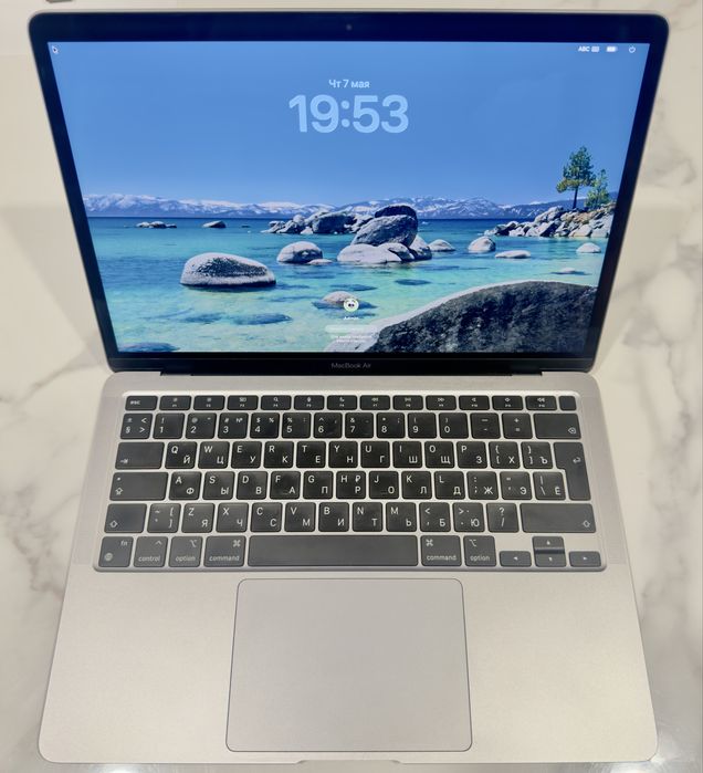 Macbook air M1,продам