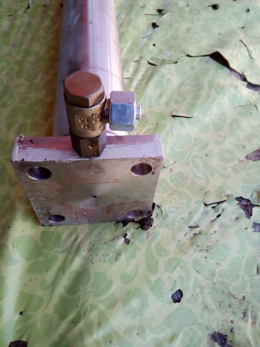 Piston hidraulic