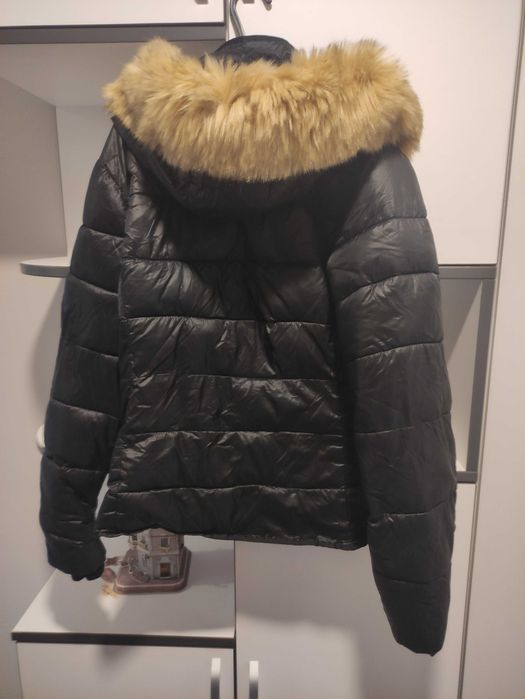 Дамско пролетно яке Guess