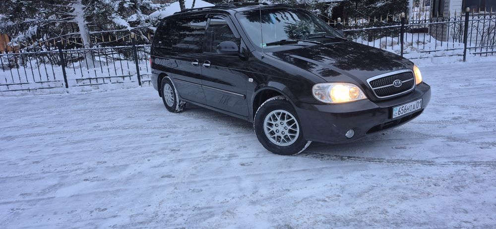 Продам авто! Kia carnival 2005.