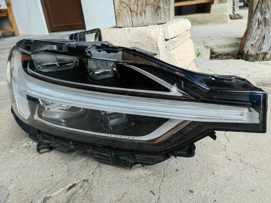 Фар Volvo XC60 FULL LED SYSTEM десен/Фар Волво ХЦ60 Оригинален