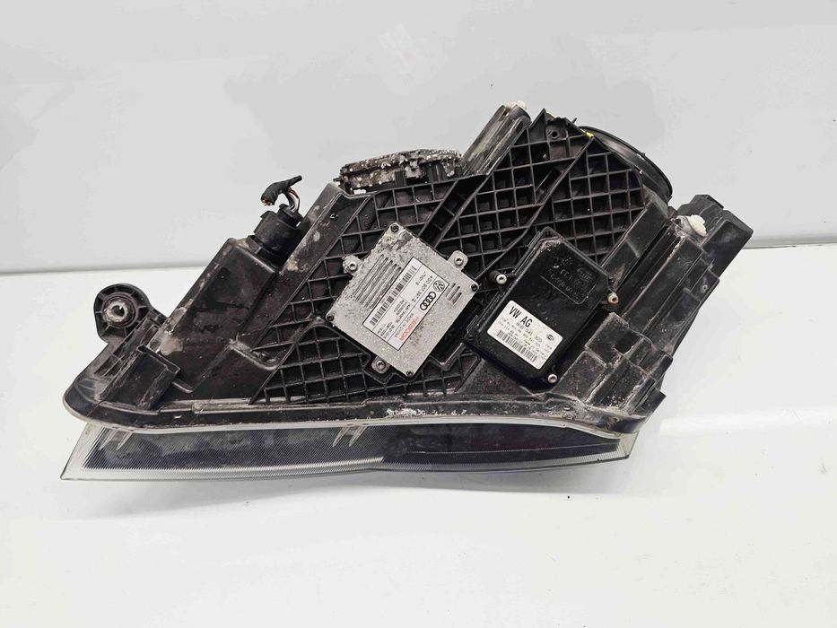 Far dreapta Skoda Superb III Combi (3V5) [Fabr 2015-2024] 3V2941016A