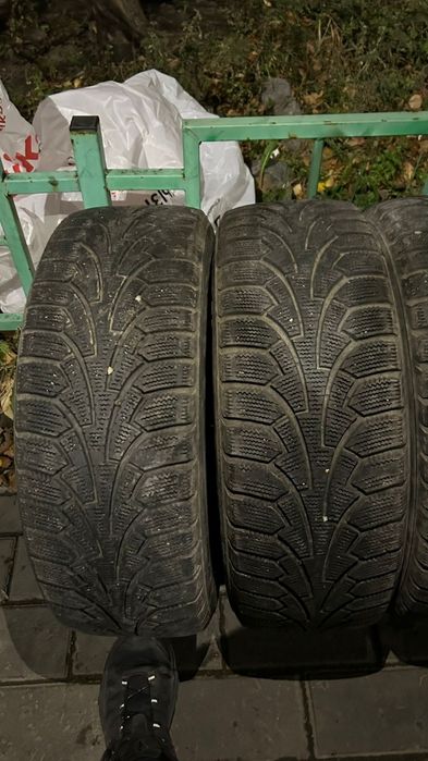 Шины б/у Nokian 195/60 R15