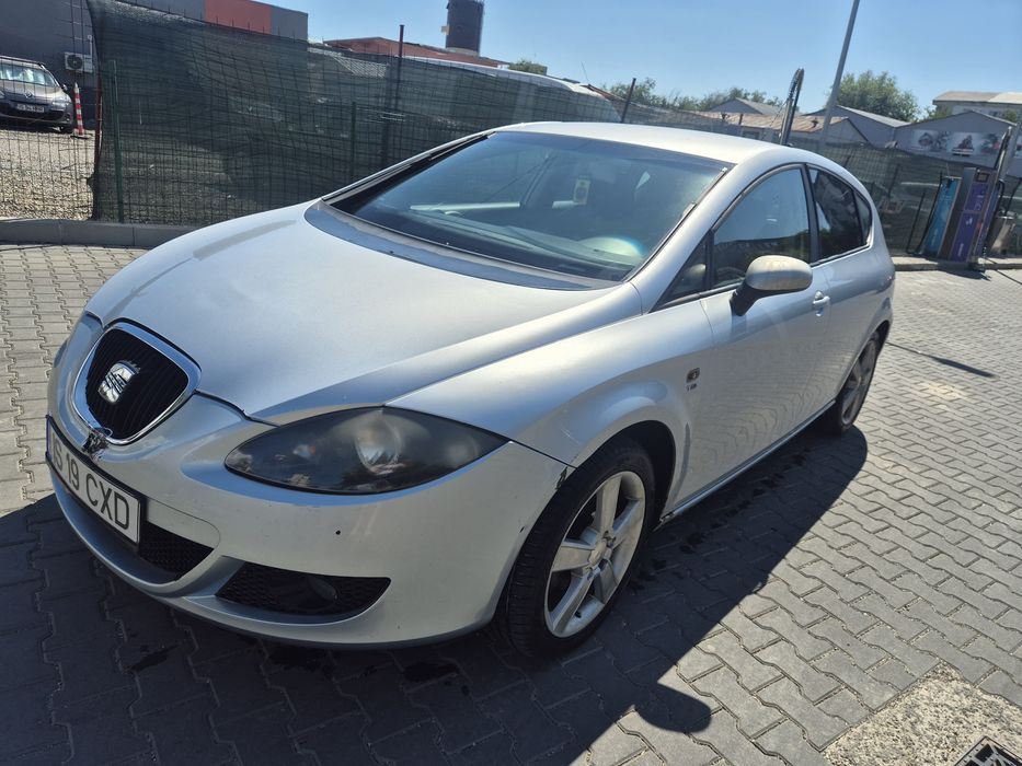 Seat Leon 2005 – 2.0 TDI 140 CP – 267.000 km – 2 seturi de jante – 1700 € negociabil