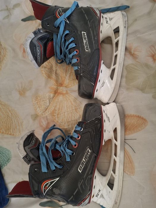 продам коньки bauer