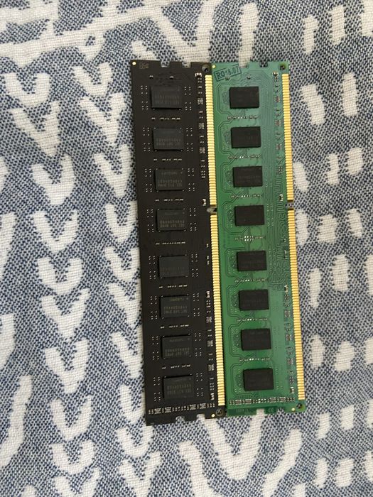 Озу по 4 гб каждая