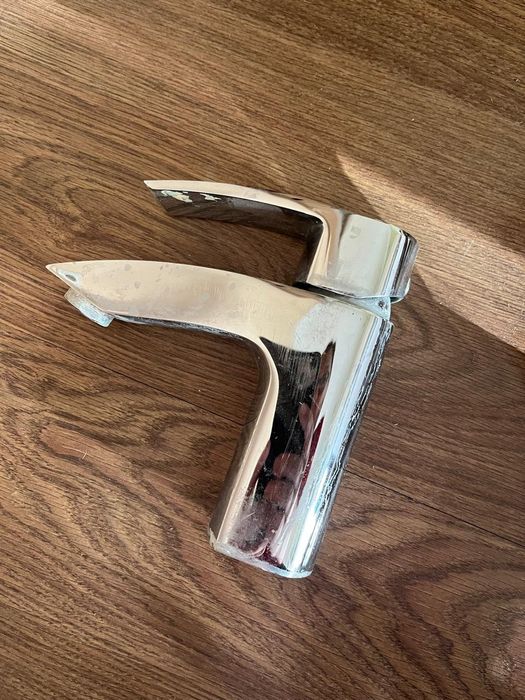 Продаю б/у смесители