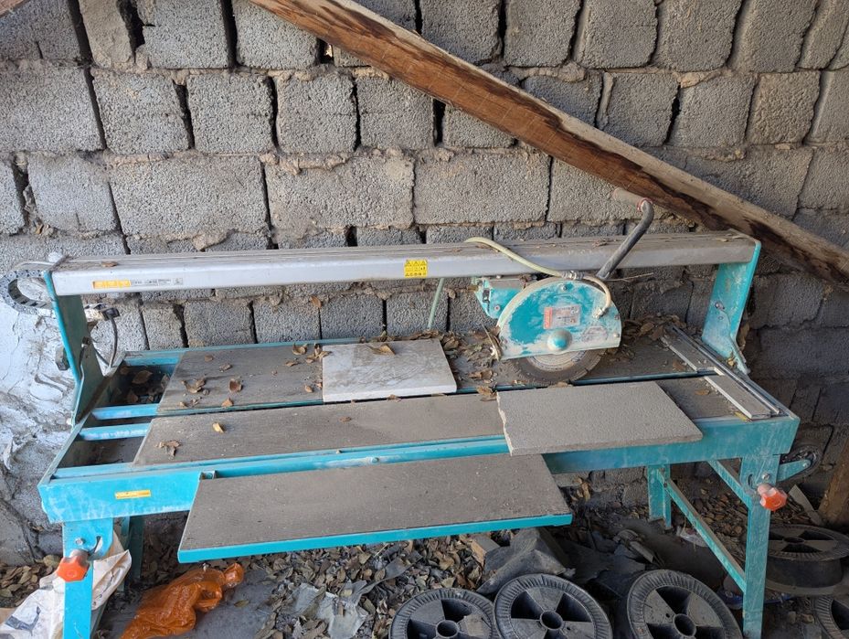 Продам плиткорез