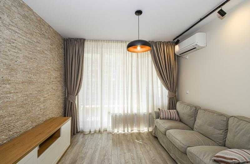 Уникален двустаен апартамент в Лазур