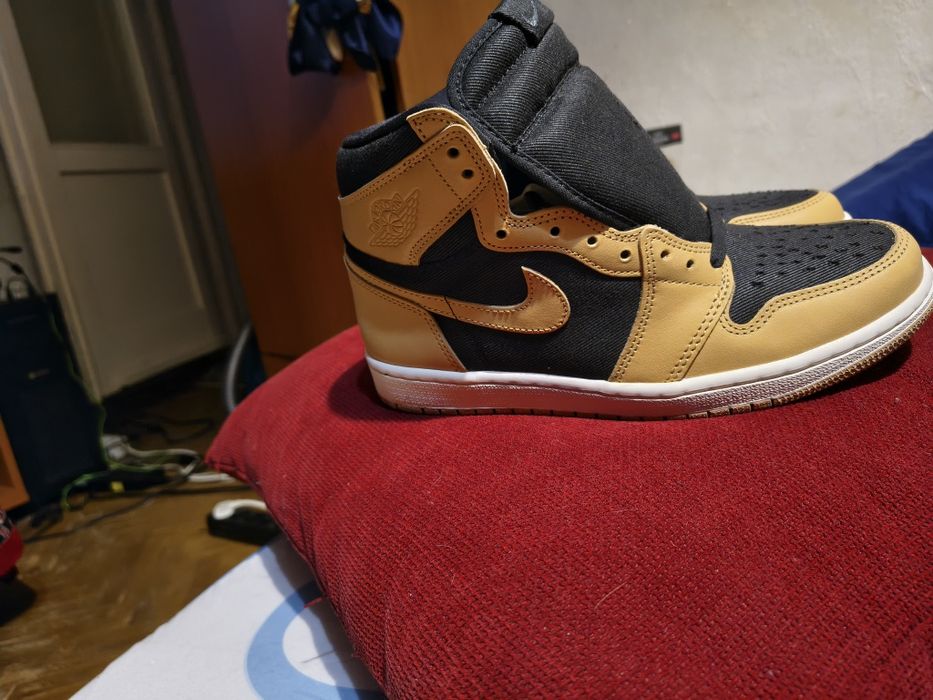 Air Jordan 1 mid mărime 41