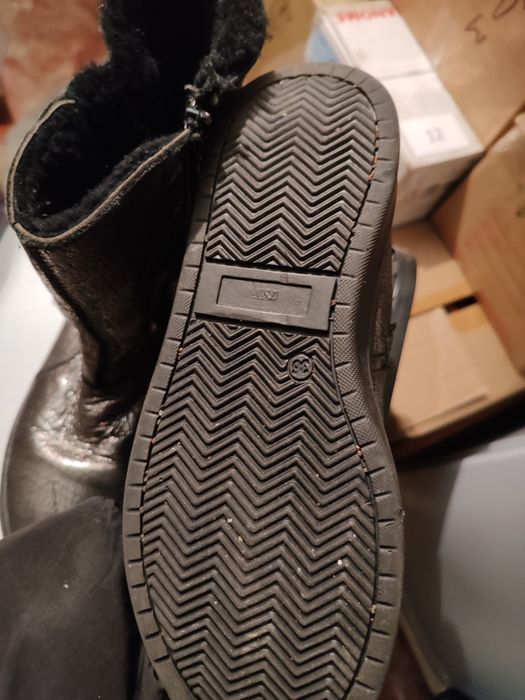 Продаю платье, юбки штаны на девочку 9 лет