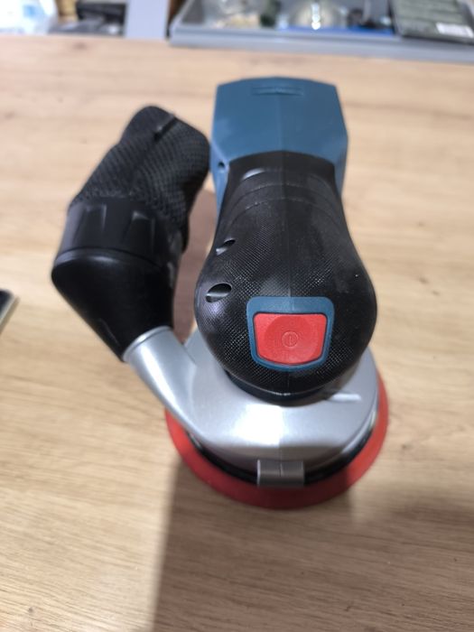 Vand scule Bosch 18v, Noi