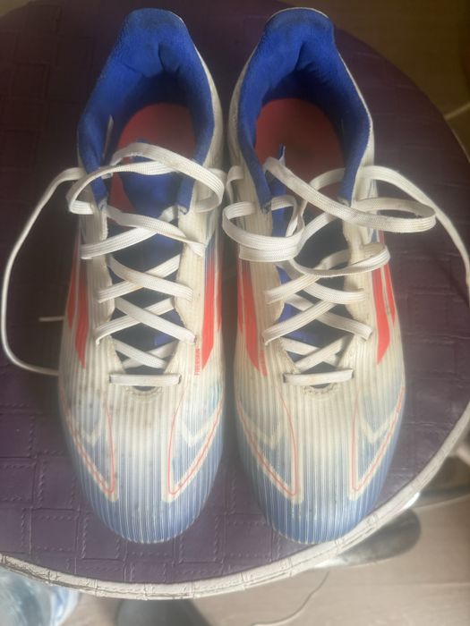 Vand ghete de fotbal