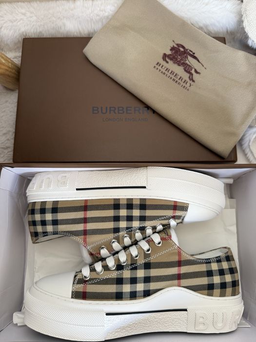 Дамски обувки Burberry