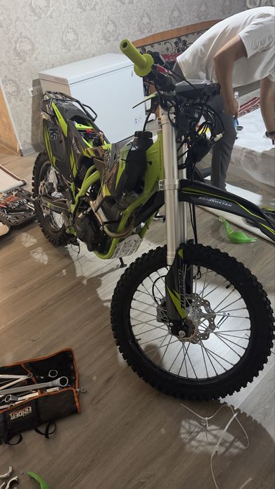 Продаю Zuumav k5 cс300