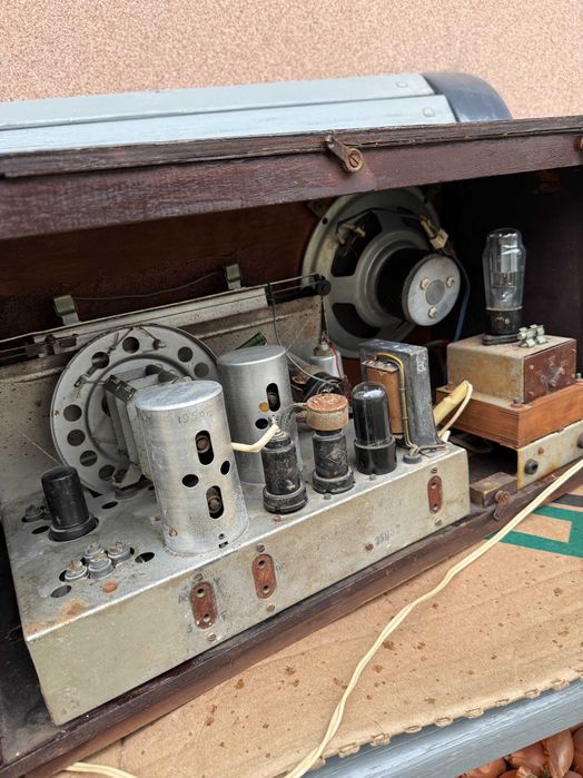 Радиоприёмник V 662