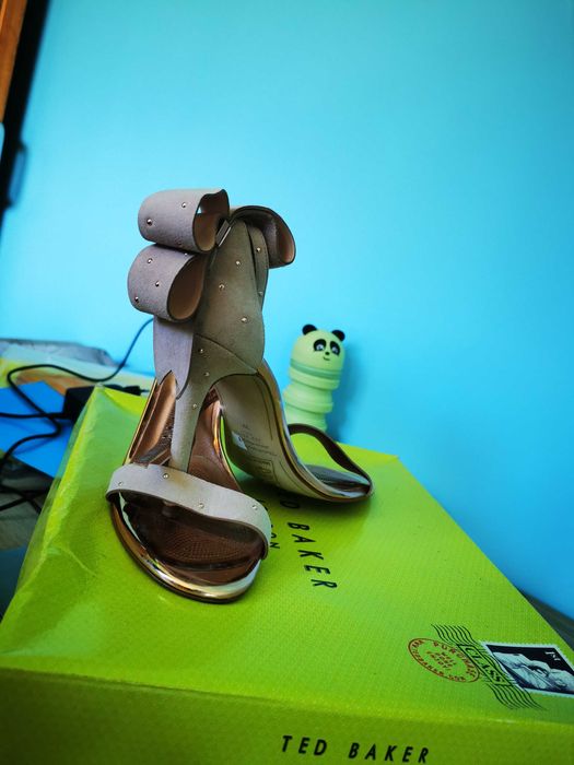 Чисто нови Тed Baker London