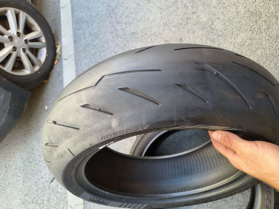 Pirelli Rosso 4. 200/60/16