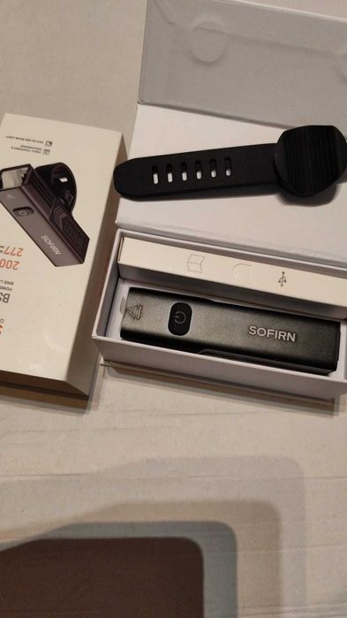 Lanterna LED far bicicleta Sofirn BS01 de 2000 lumeni la 277 metri