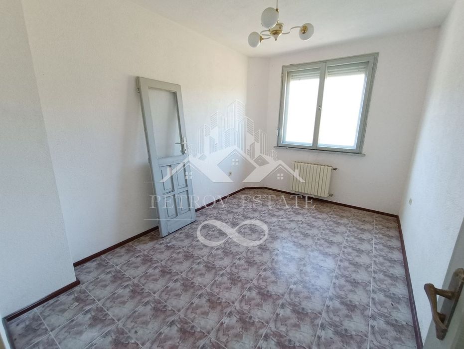 Продава се Къща в Велинград - 460 кв.м за 457 €/кв.м - Снимка #9