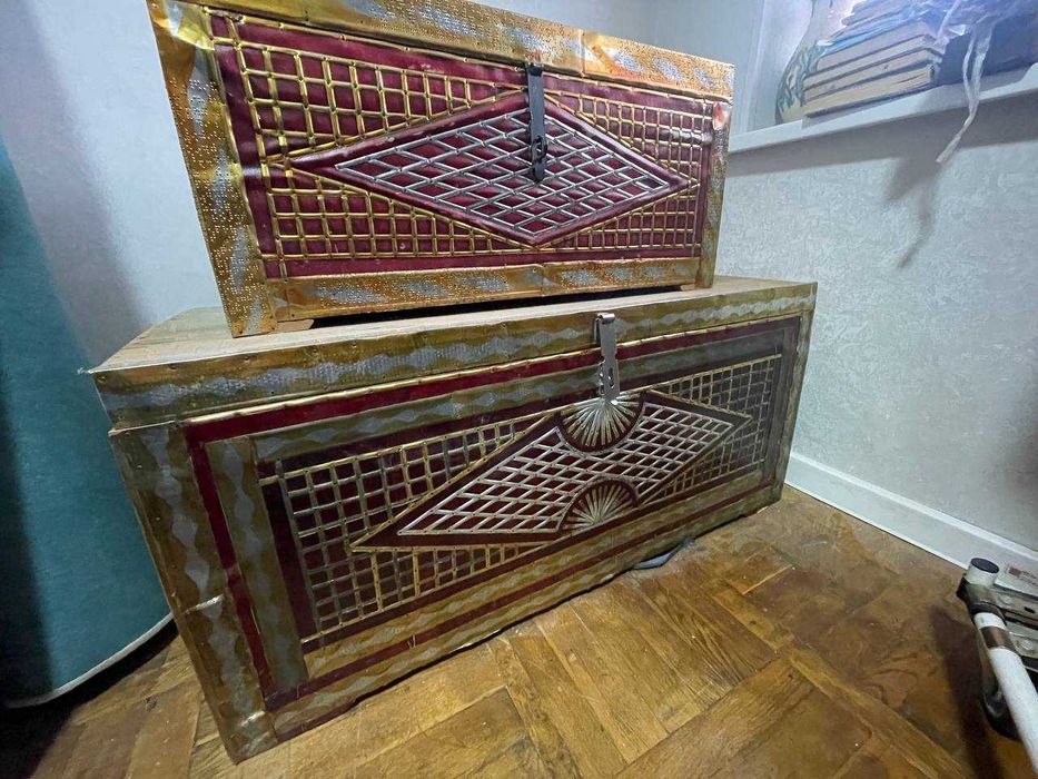 Янги Сандик 2 пара/ Сундук новый 2 пары по 200 тыс.