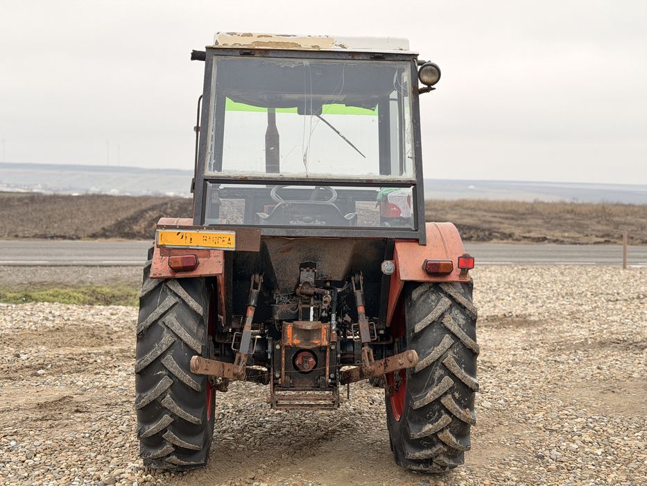 Tarctor UTB U445 U443 Universal 2004