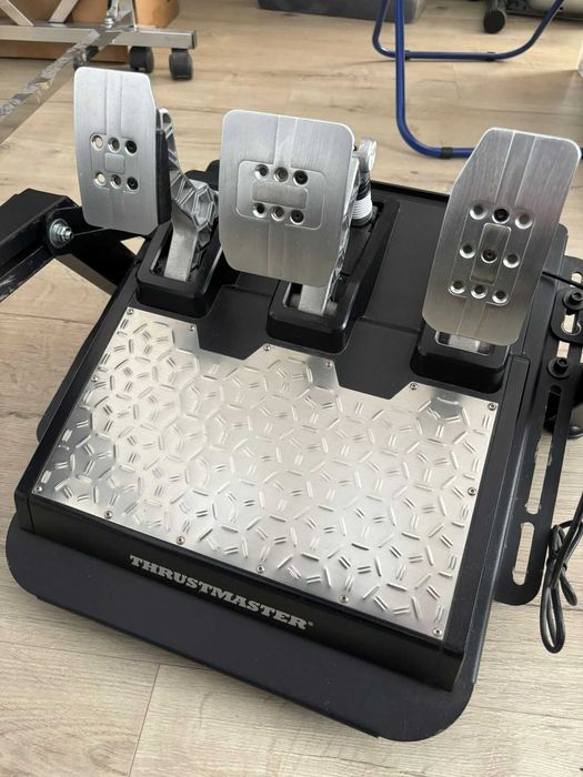 Sim Racing complet Thrustmaster T300 + F1 + T-LCM + F-GT