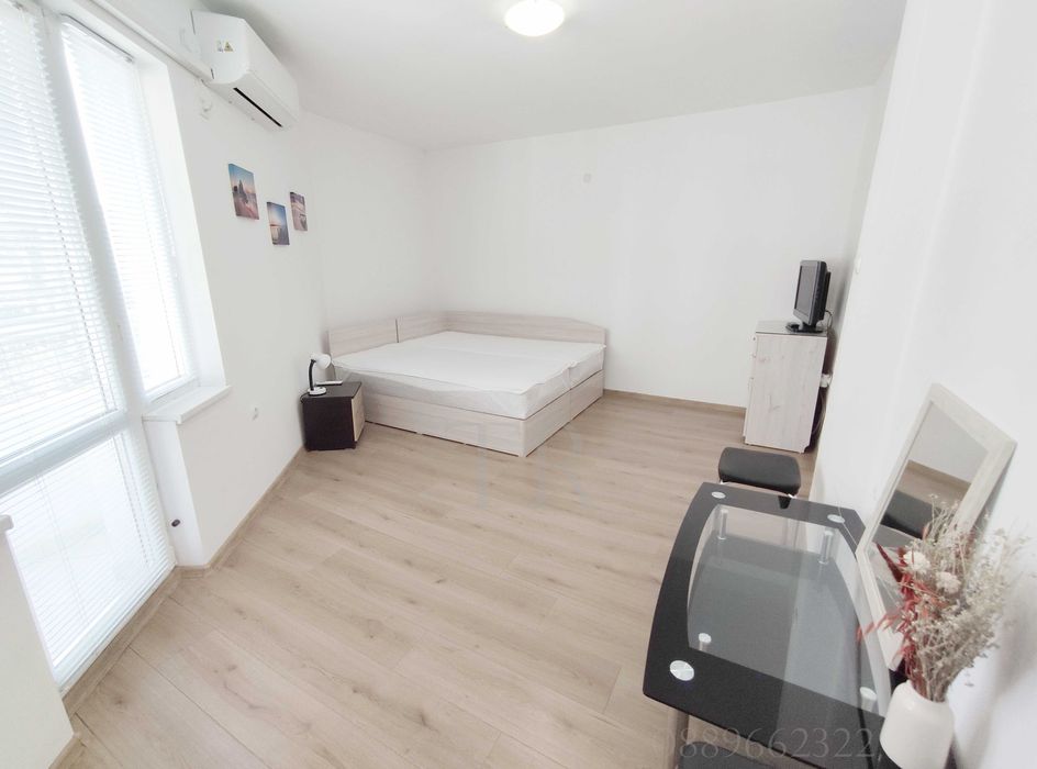 Дава се под наем Тристаен апартамент в Бургас, Лазур - 90 кв.м за 714 € - Снимка #5