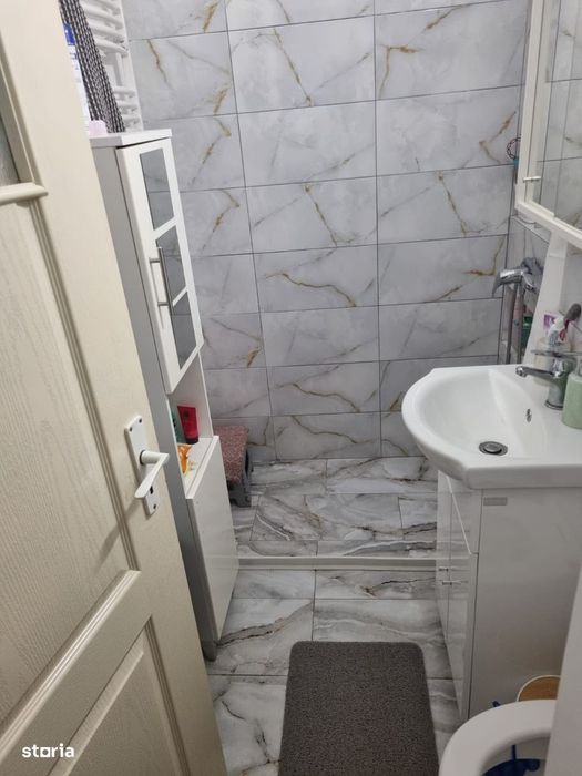 Apartament 2 camere decomandat,Deva-piața centrală