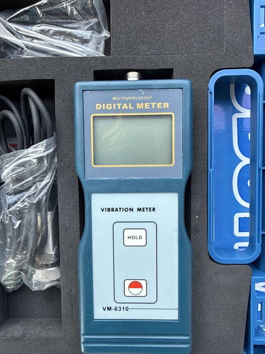 Vind tester vibratii VM6310 complet la cutie