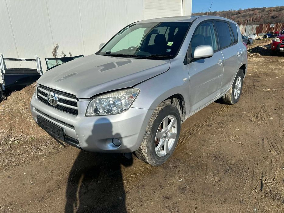 На Части Toyota RAV4 2 0 бензин 150  151  152 кс
