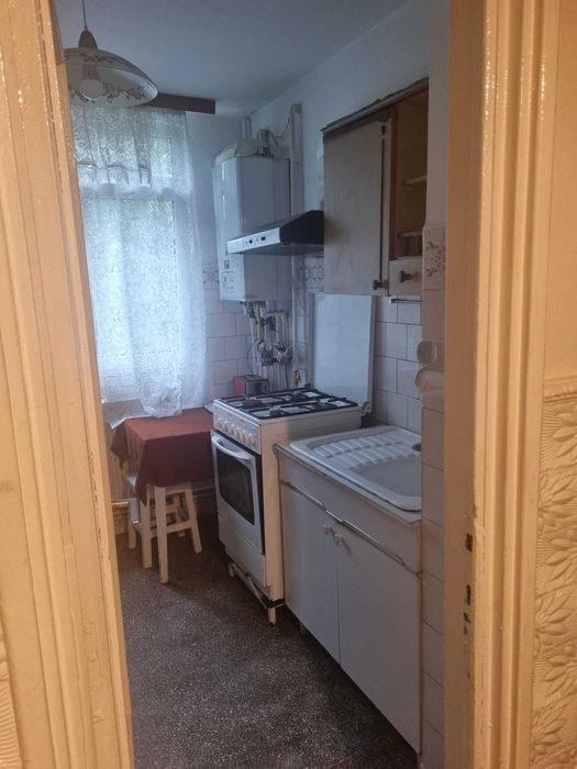 Ap 2 camere, Tiglina 1, et 3, centrala termica, balcon, termopan, parchet lemn , izolatie exterioară