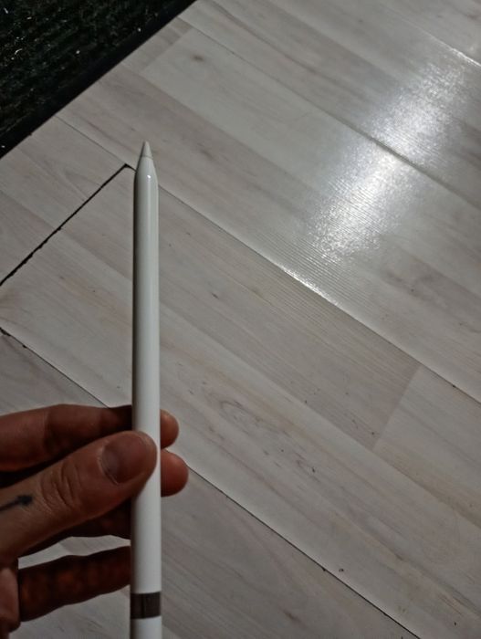 Продам Iphone стилус