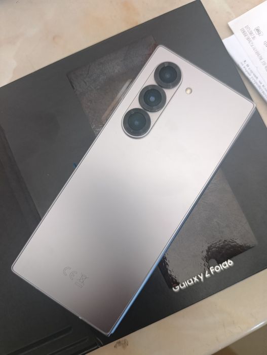 Samsung Z Fold6 850€