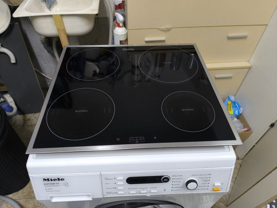 Индукционен плот Miele KM 5722 EDST