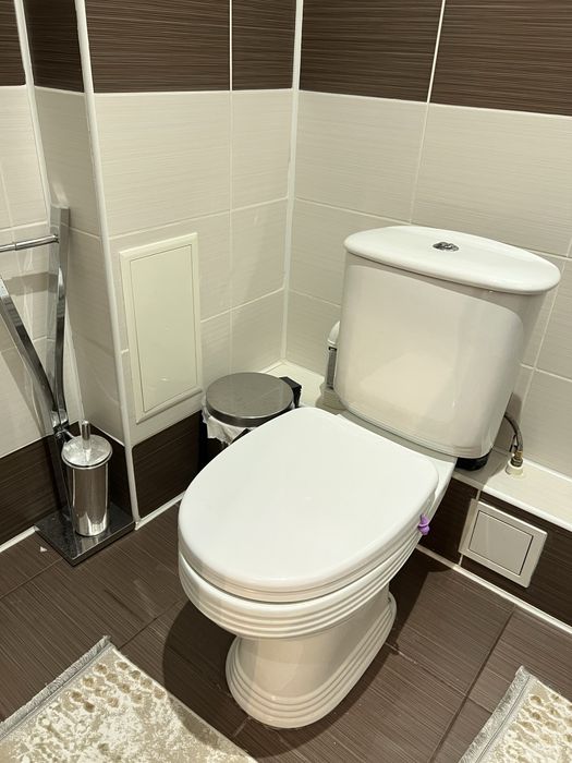 Отдам бесплатно 2 унитаза