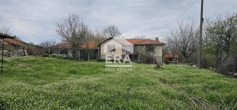 Продава се Къща в с. Елена, Област Хасково - 100 кв.м за 87 €/кв.м - Снимка #1